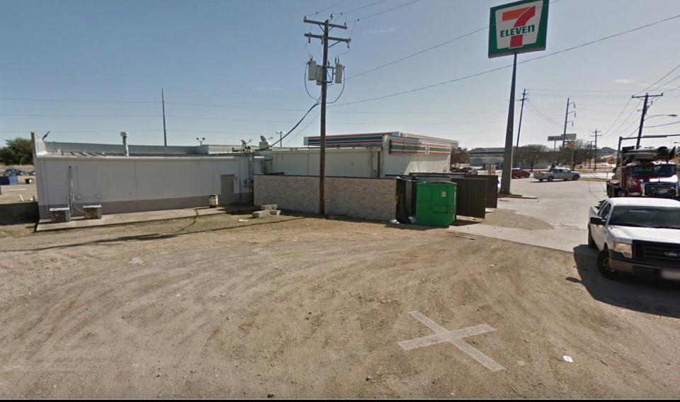 128 N Burleson Boulevard