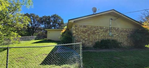 A home in Granbury