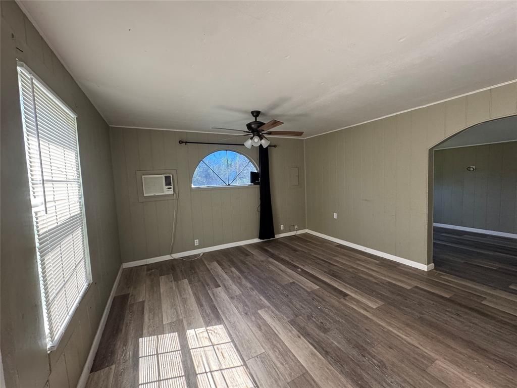 Photo of 202 W Tarrant Street, Cumby, TX 75433 (MLS # 21251752)