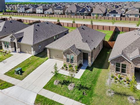 Single Family Residence in Royse City TX 2049 Berrywood Drive.jpg