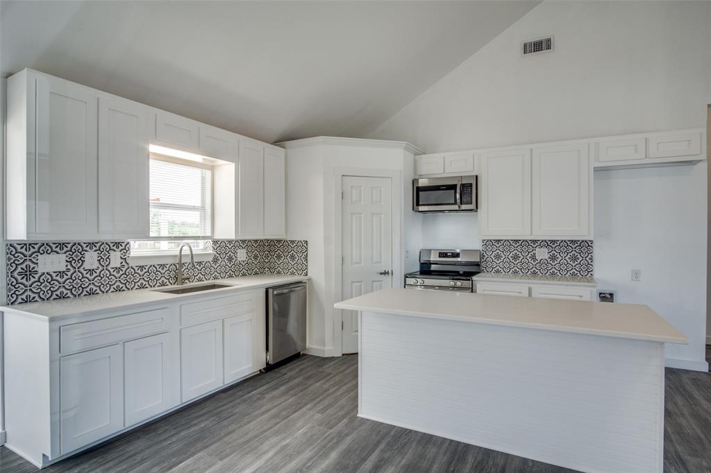 Runaway Bay - Residential