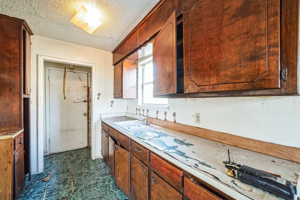 Eastwood Terrace Add - Residential