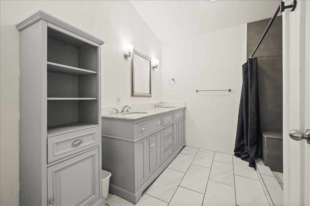 Huckleberry Hill #5 - Residential