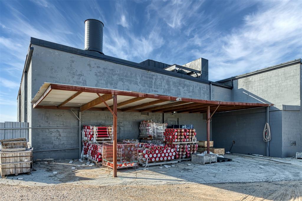 Wolters 500 Ind Add - Commercial Sale