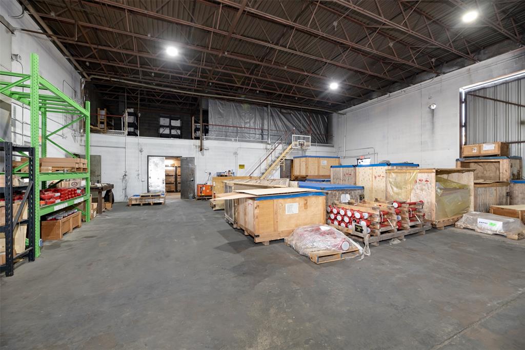 Wolters 500 Ind Add - Commercial Sale