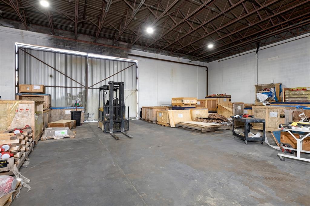Wolters 500 Ind Add - Commercial Sale