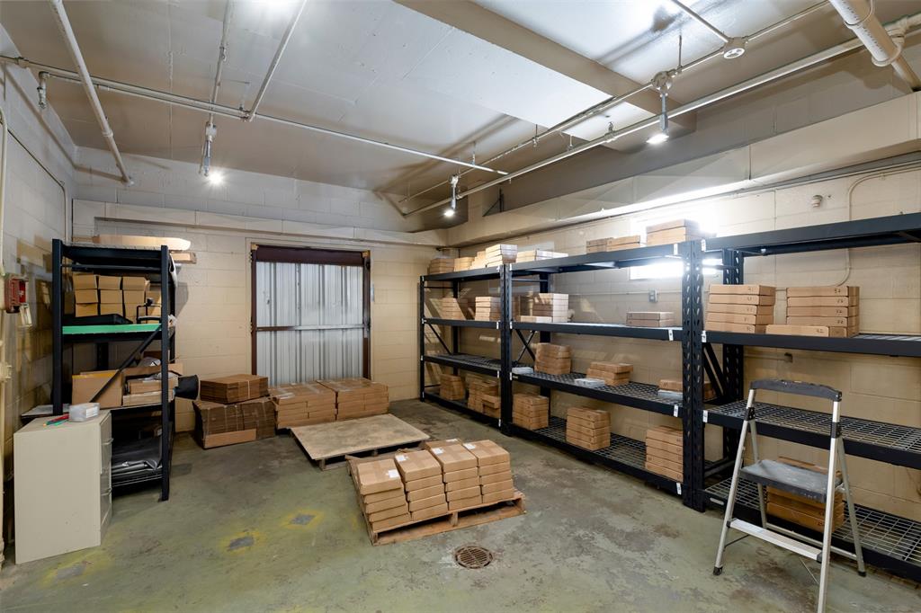 Wolters 500 Ind Add - Commercial Sale