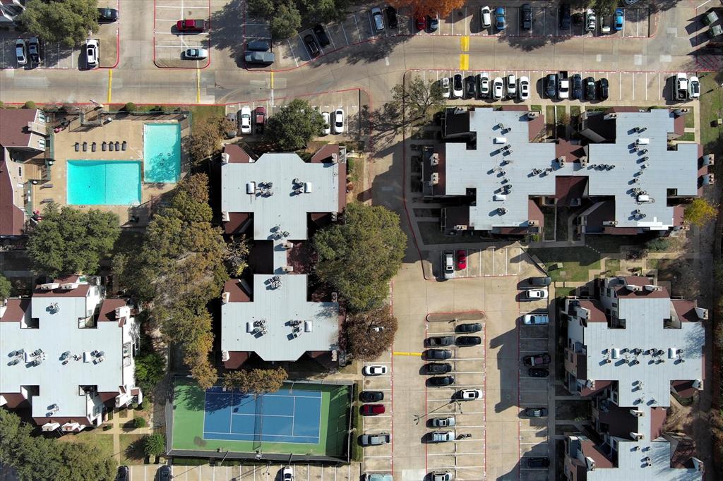 Arlington Oaks Condo - Residential