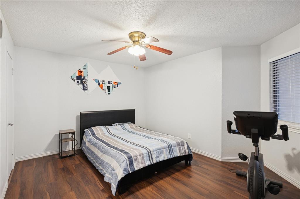 Arlington Oaks Condo - Residential