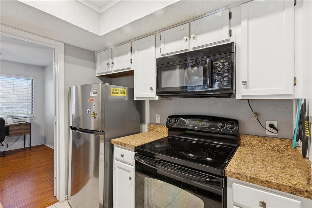 Arlington Oaks Condo - Residential