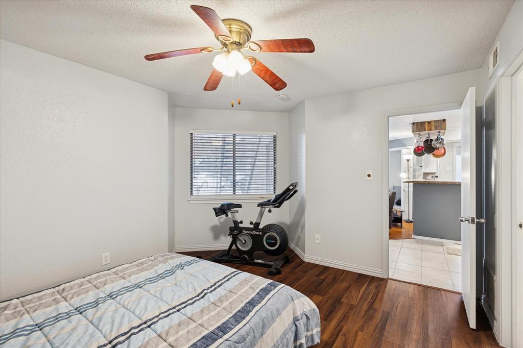 Arlington Oaks Condo - Residential