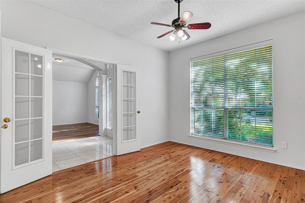 1303 Hillcrest Drive