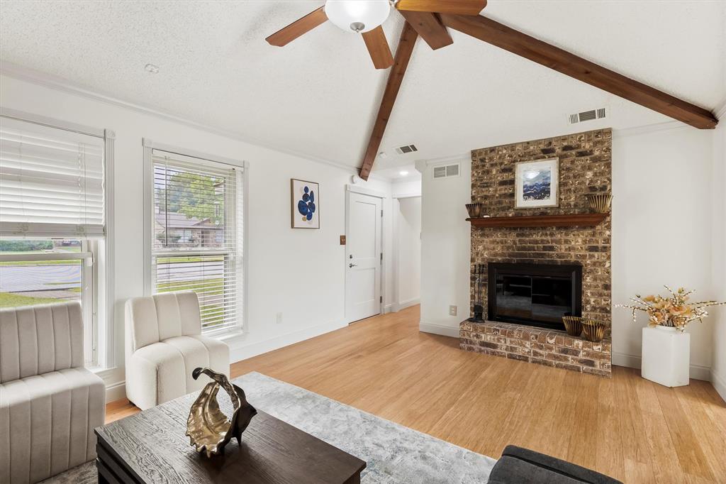 406 Willow Way
