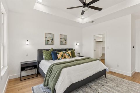 Tiny photo for 3524 Spring Avenue, Dallas, TX 75210 (MLS # 21210234)