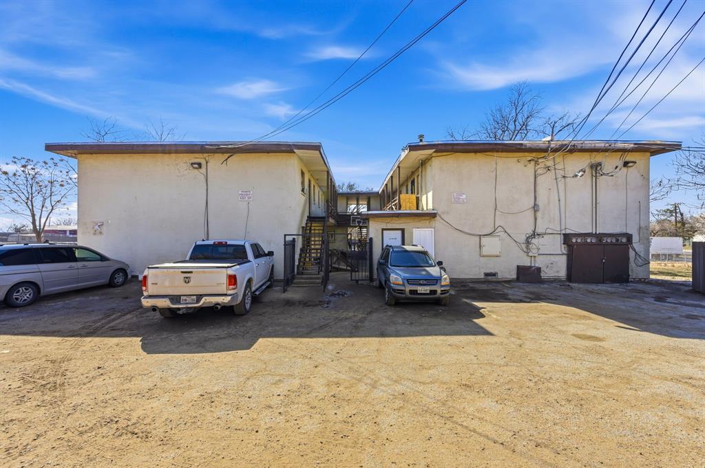 D L Richardsons - Residential Income