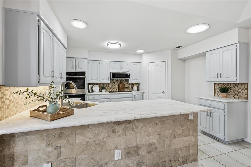 50 Cimarron Drive