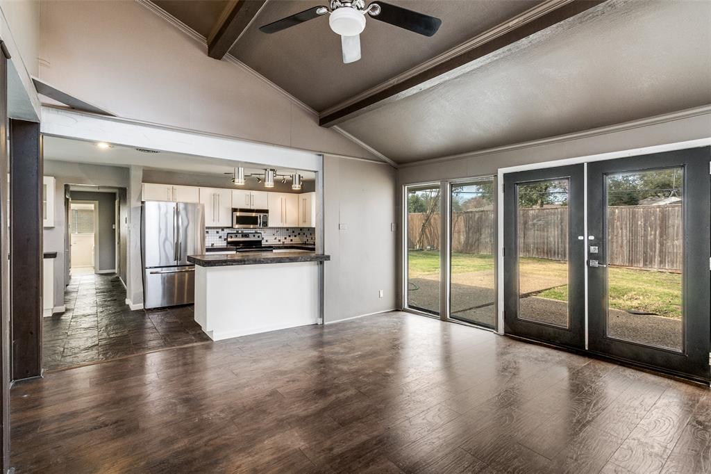 Merriman Manor - Residential