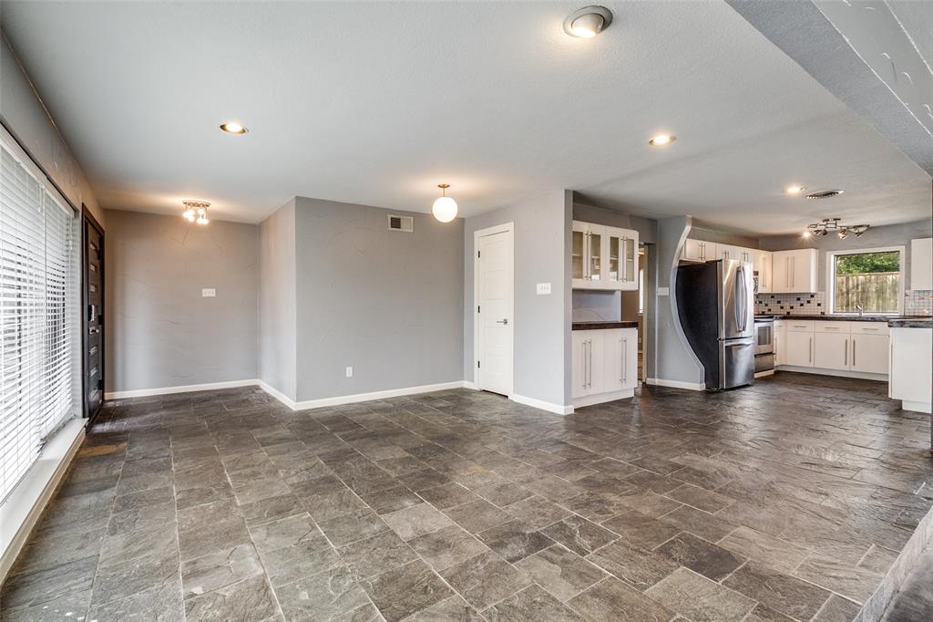 Merriman Manor - Residential