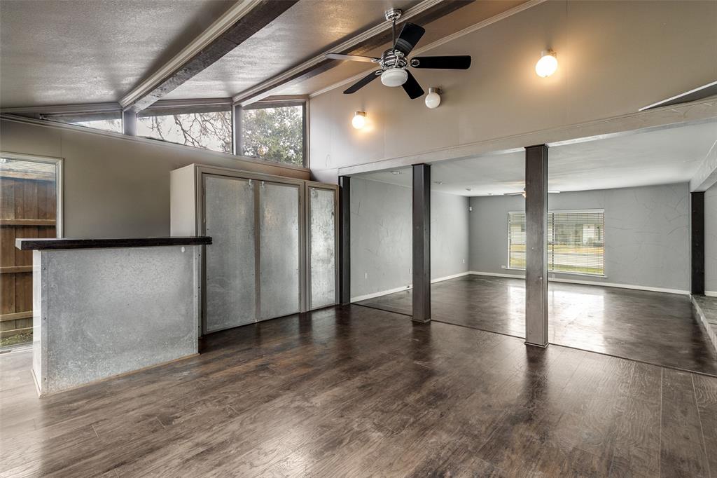 Merriman Manor - Residential