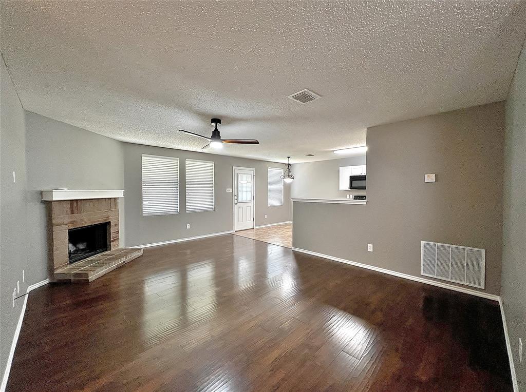 1412 Anna Lea Lane