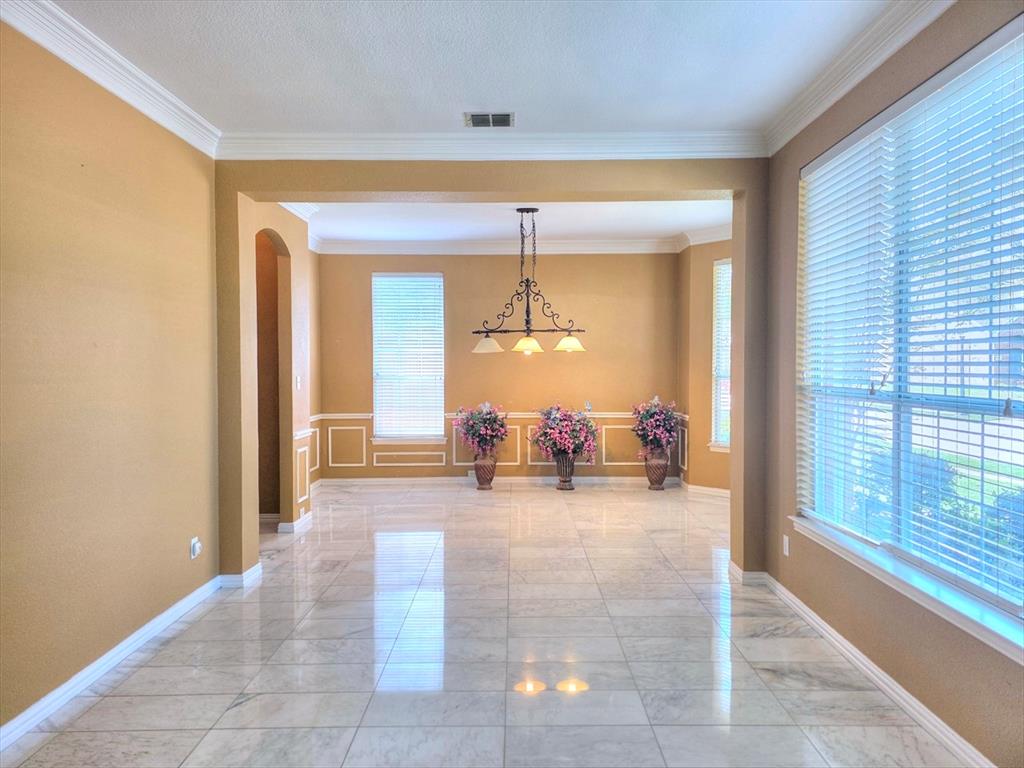 3304 Springbridge Lane