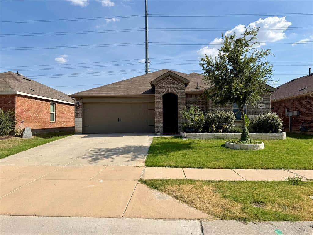 Photo of 1408 Skyline Drive, Denton, TX 76207 (MLS # 21350440)