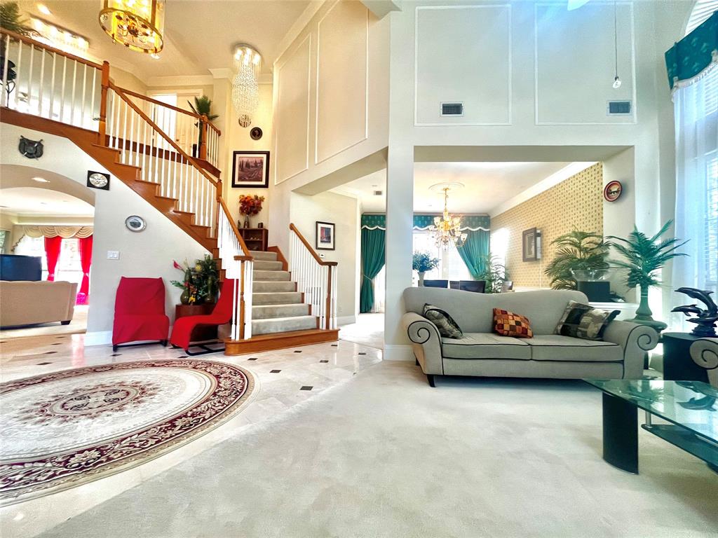 7321 Marigold Drive