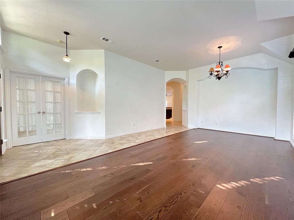 Photo of 4120 Colina Avenue, Denton, TX 76210 (MLS # 21391953)