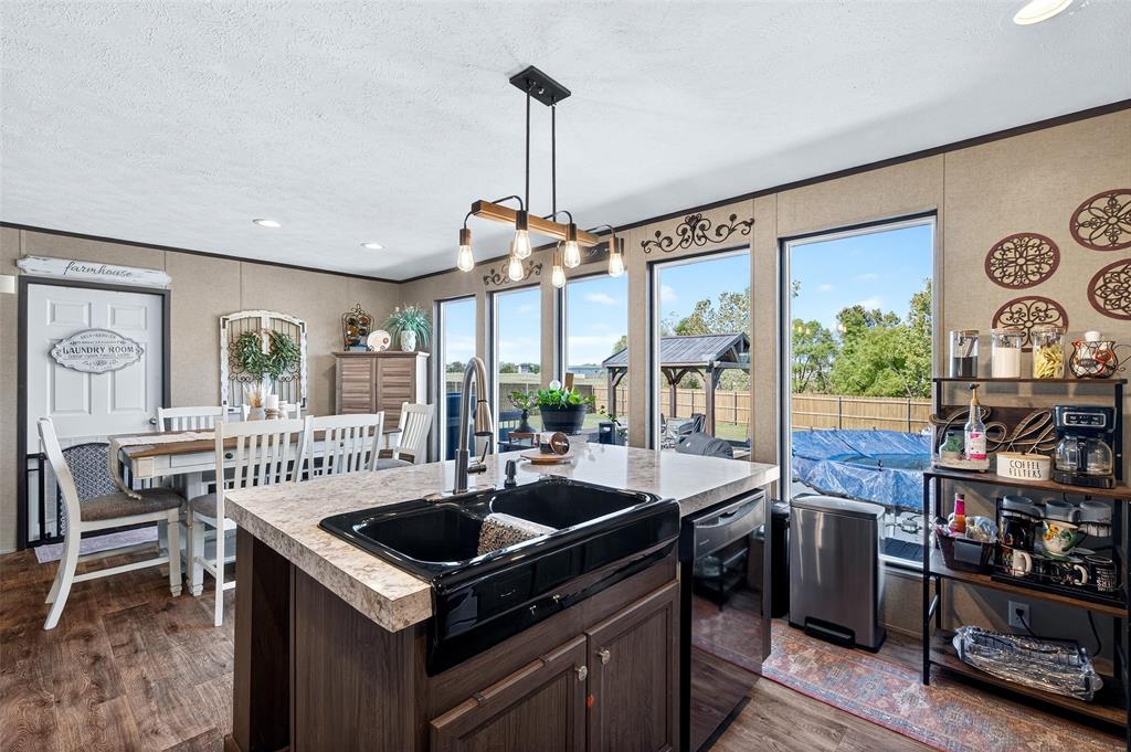 Village Of Southmayd Add Ph I - Residential