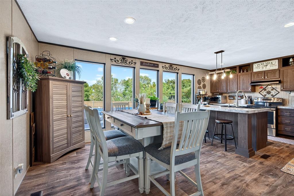 Village Of Southmayd Add Ph I - Residential