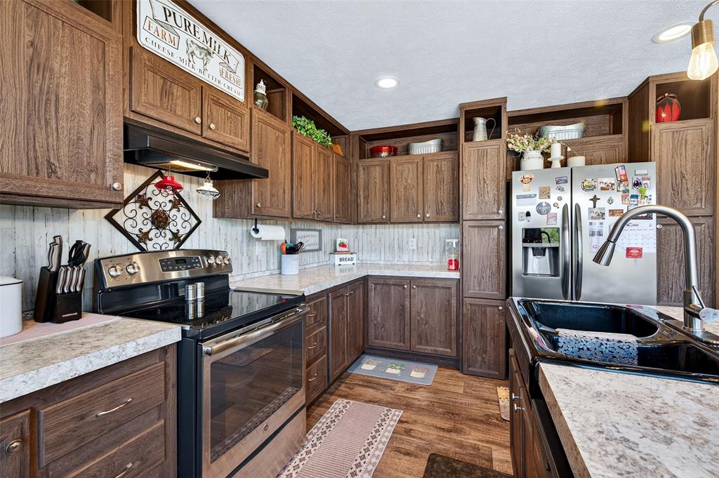 Village Of Southmayd Add Ph I - Residential