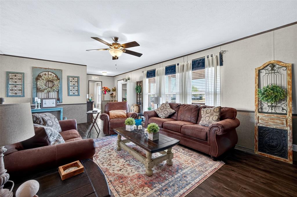 Village Of Southmayd Add Ph I - Residential