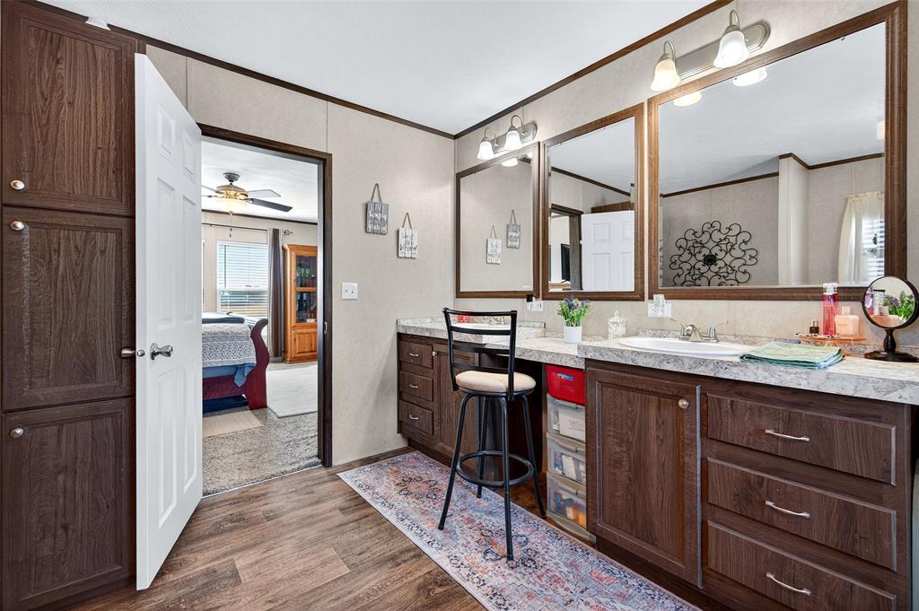 Village Of Southmayd Add Ph I - Residential