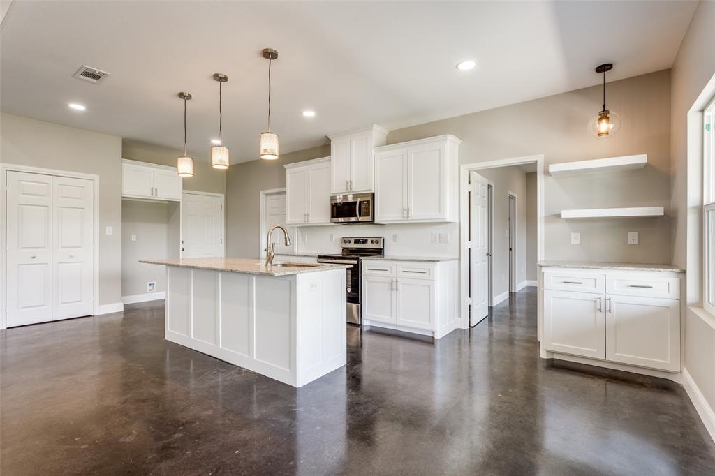 Mount Pleasant, Texas 75455, United States, 3 Bedrooms Bedrooms, ,2 BathroomsBathrooms,Residential,Active,112901