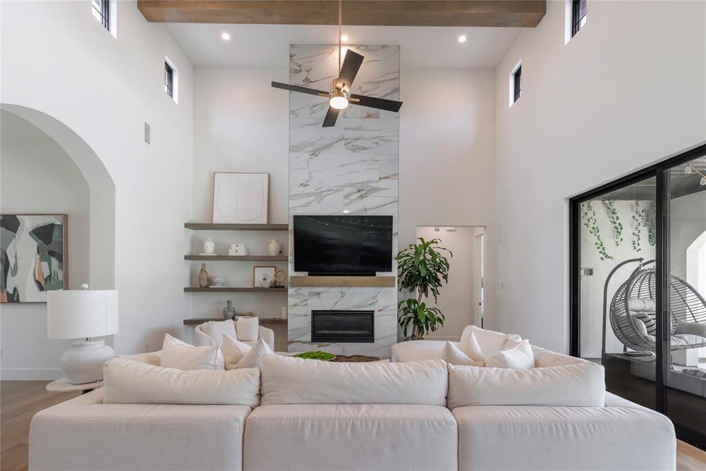 2043 Sicily Lane