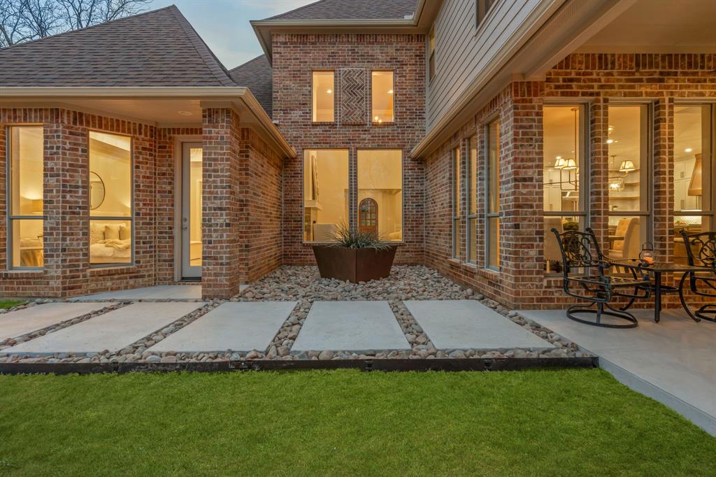 Oak Pointe - Residential