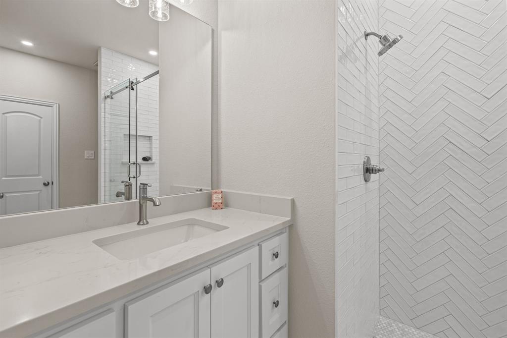 Oak Pointe - Residential