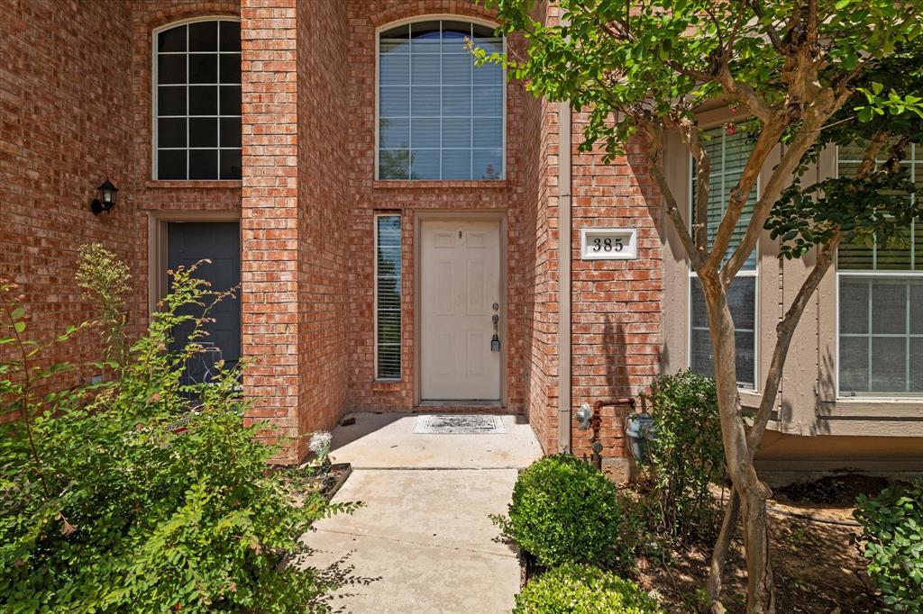 385 Ivan Drive