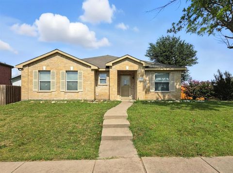 1330 White Tail Ridge Cedar Hill TX 75104