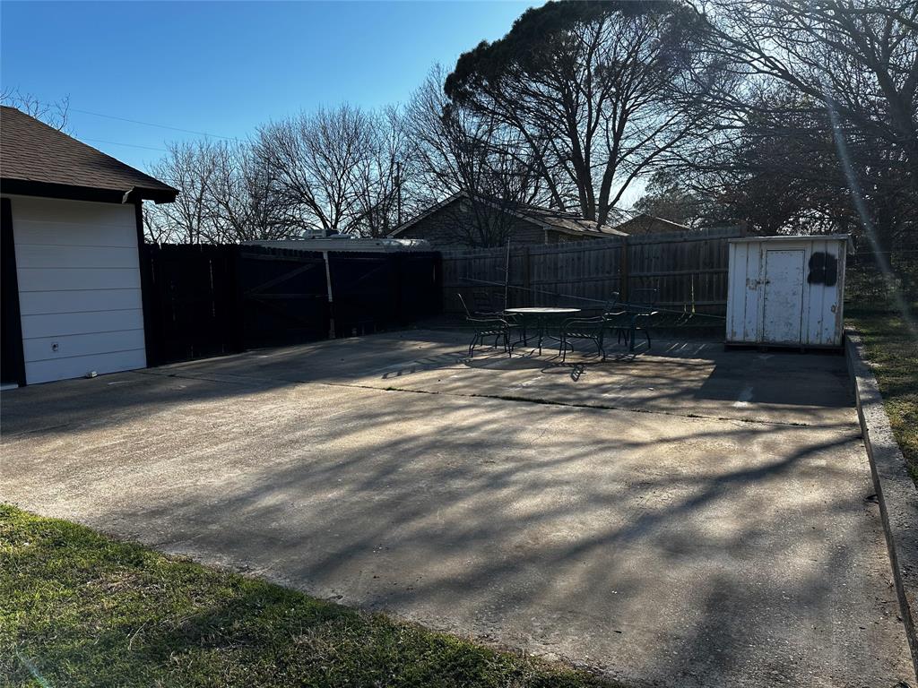 Happy Trails - Residential