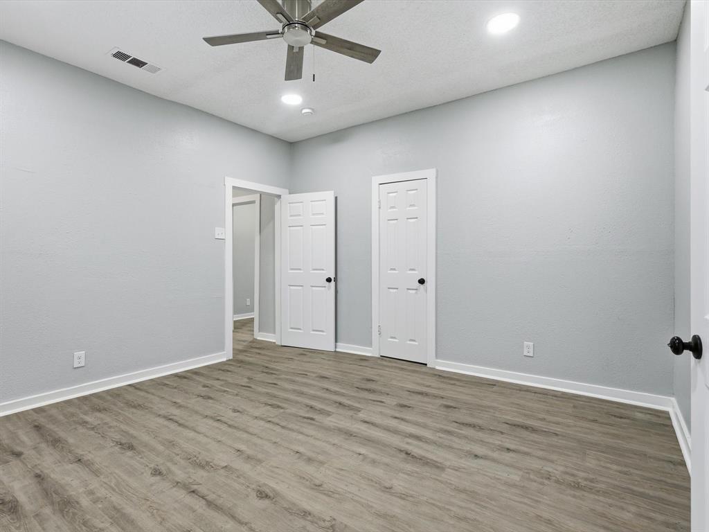 KAHN E M & CO EMP LOAN & SAV A - Residential