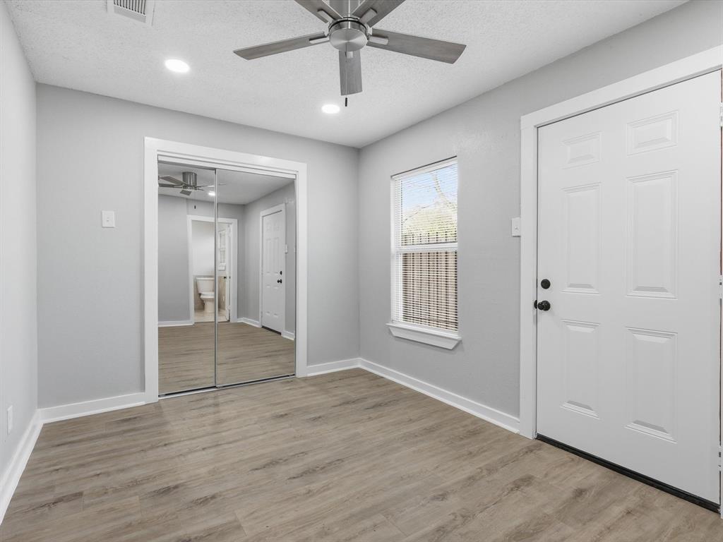 KAHN E M & CO EMP LOAN & SAV A - Residential