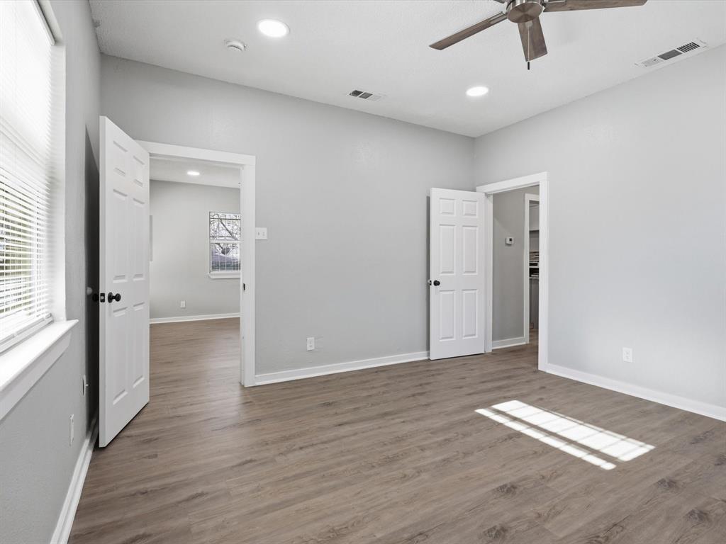 KAHN E M & CO EMP LOAN & SAV A - Residential