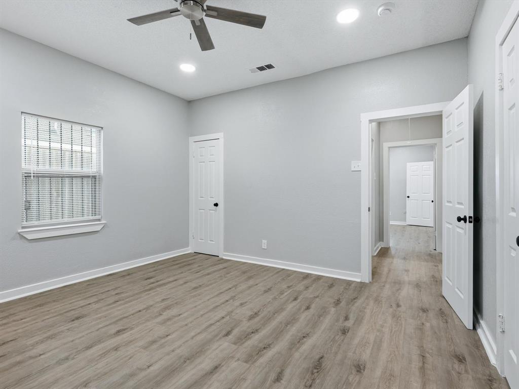 KAHN E M & CO EMP LOAN & SAV A - Residential