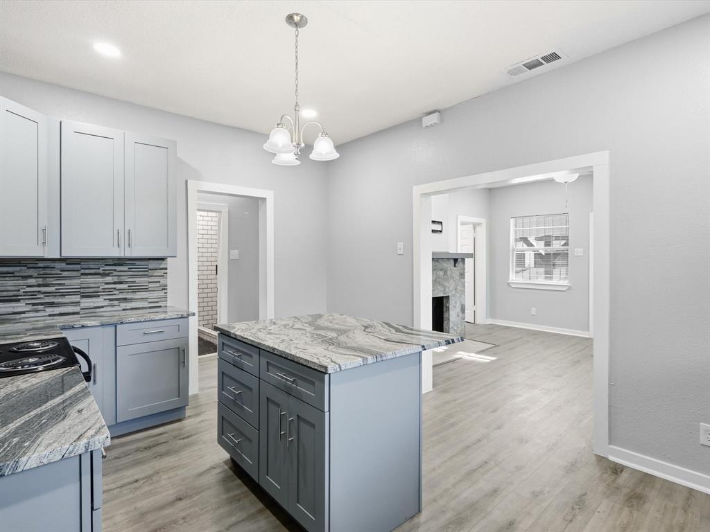 KAHN E M & CO EMP LOAN & SAV A - Residential