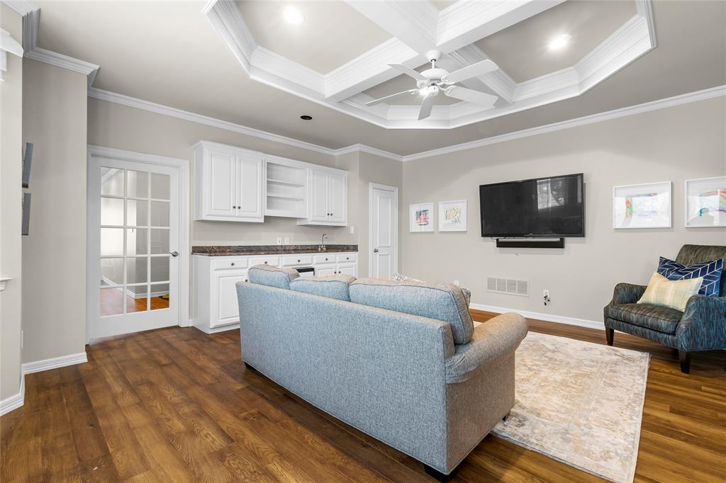 Kings Court Of Willow Bend - Residential