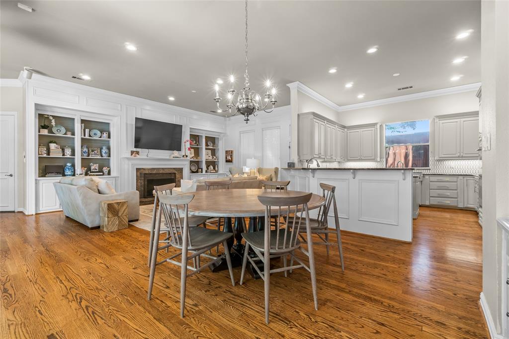 Kings Court Of Willow Bend - Residential