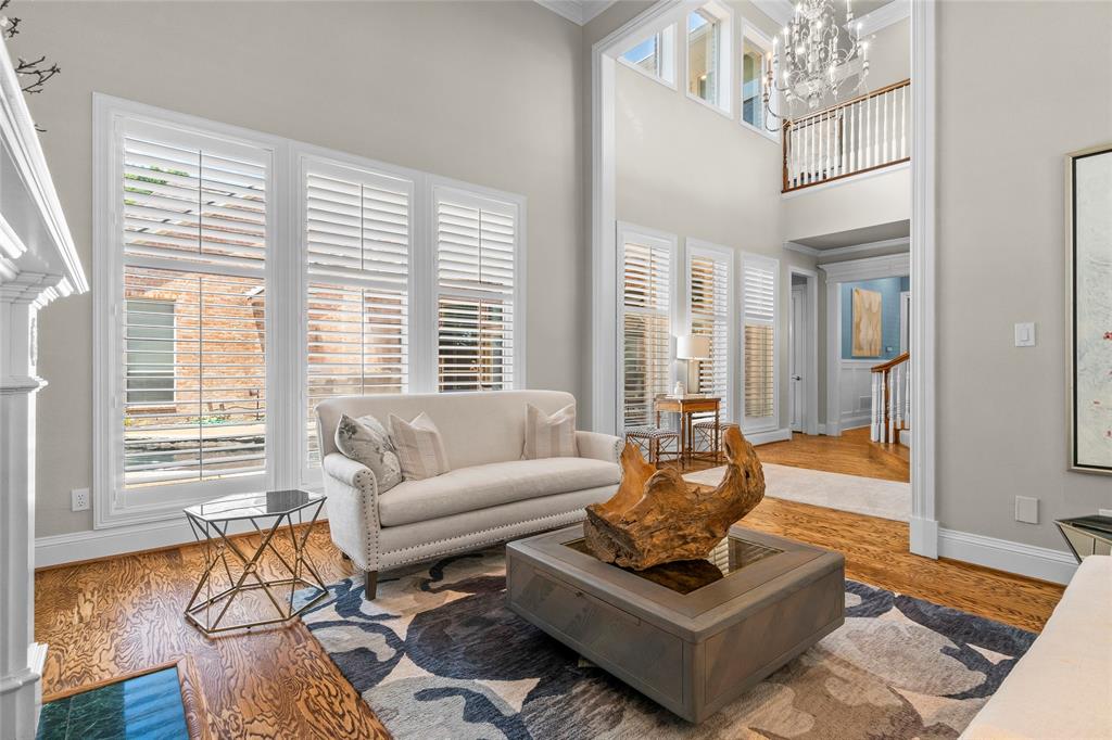 Kings Court Of Willow Bend - Residential