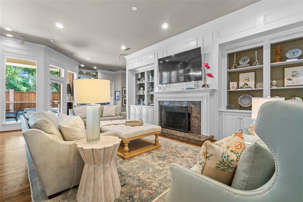 Kings Court Of Willow Bend - Residential