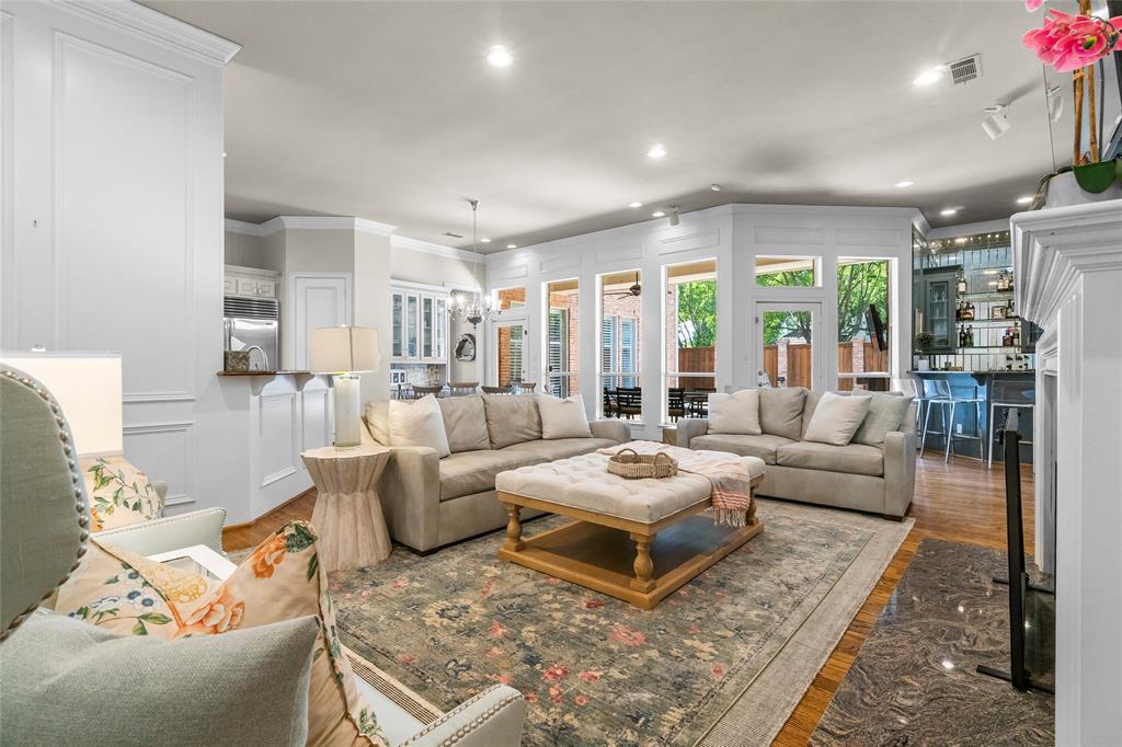 Kings Court Of Willow Bend - Residential